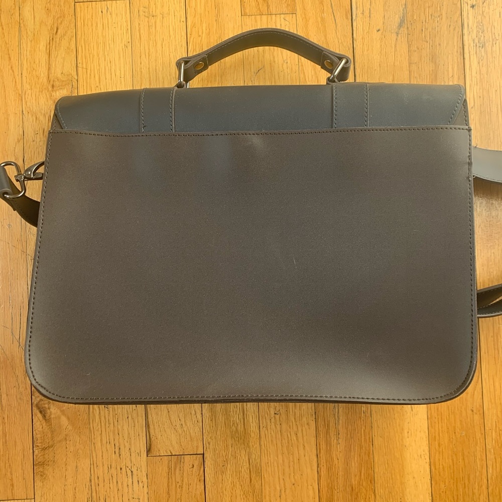 Briefcase - image 6